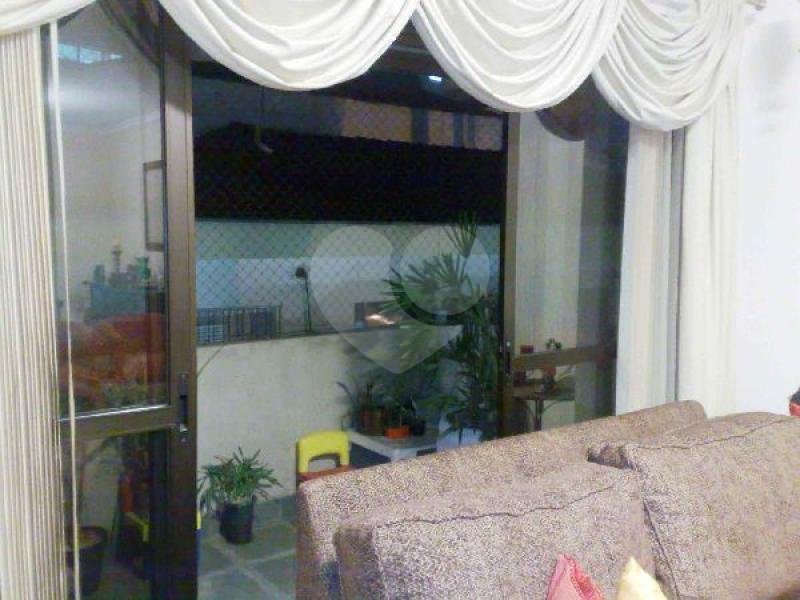Apartamento à venda em Santana.