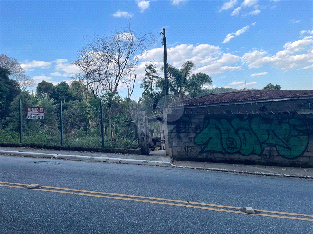 Terreno no pé da Serra da Cantareira