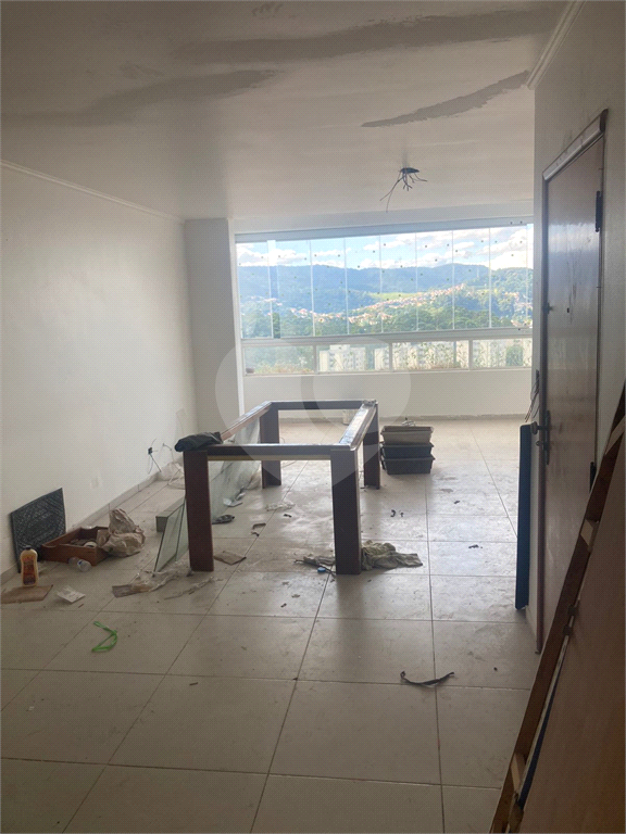 APARTAMENTO A VENDA NO BARRO BRANCO = 156M2 - 3 DORMITÓRIOS (1 SUÍTE) E 4 VAGAS DE GARAGEM