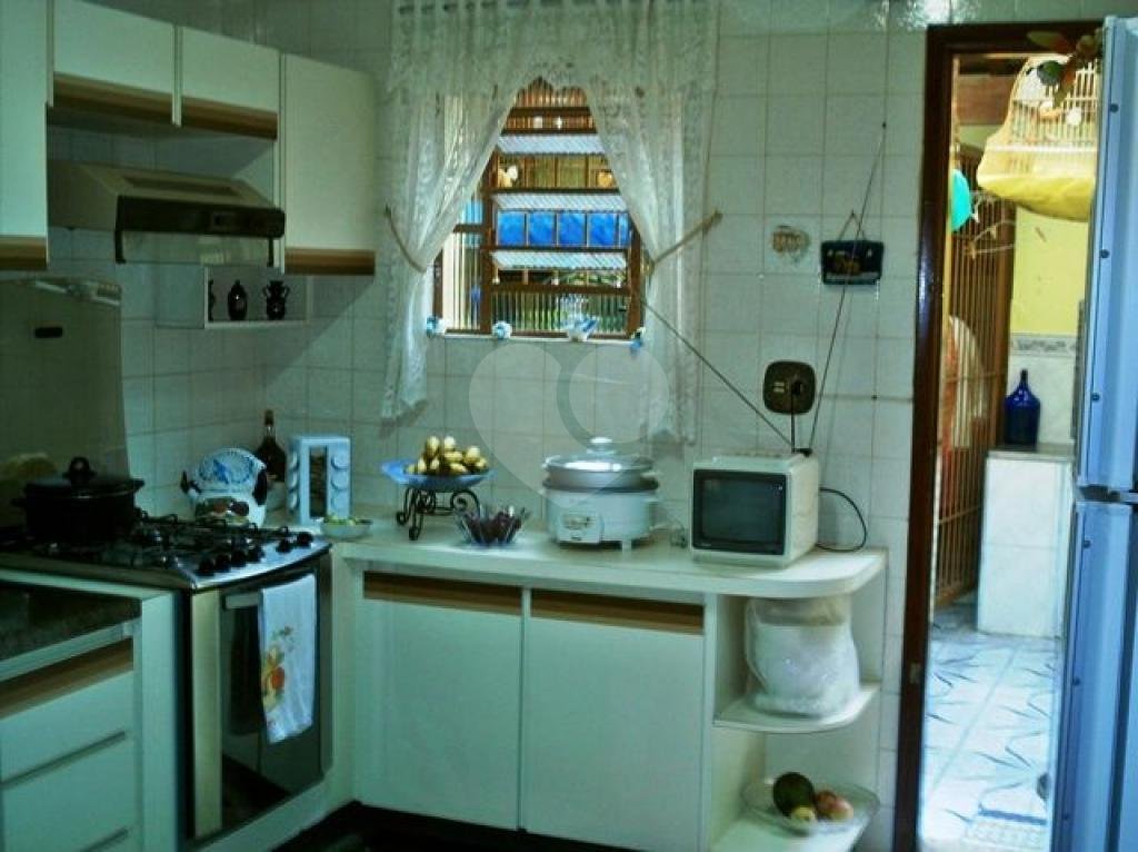 CASA TÉRREA ASSOBRADADA A VENDA PRÓXIMA AO HORTO FLORESTAL - 3 DORMS (1 SUÍTE) E 3 VAGAS DE GARAGEM