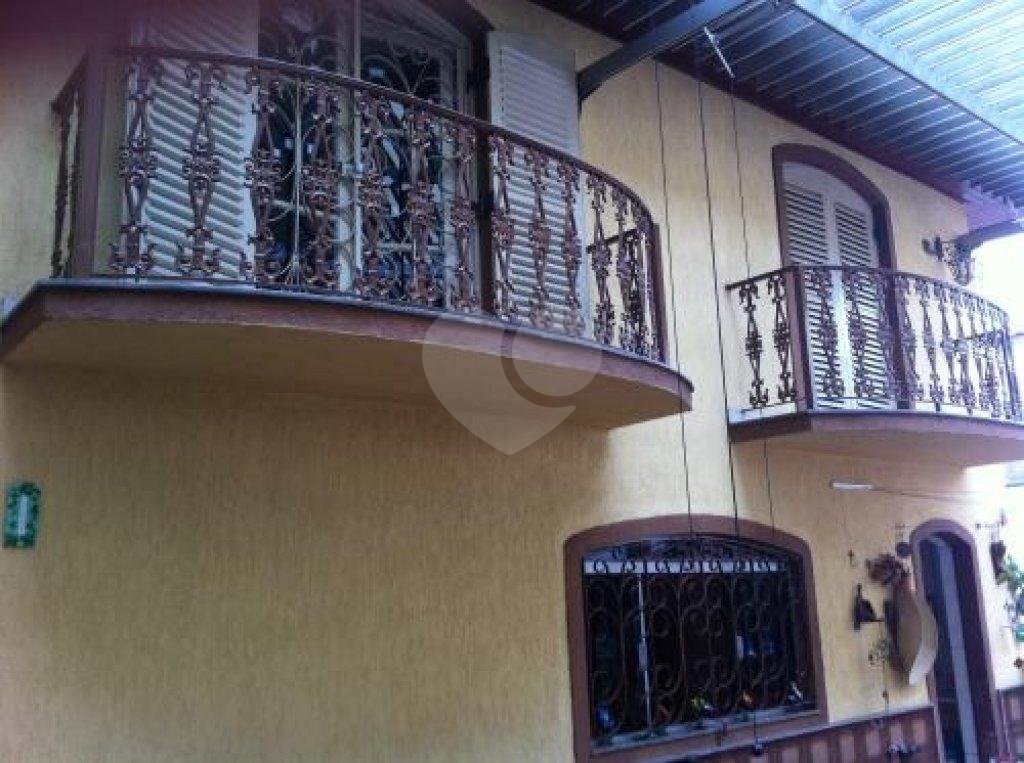 Casa com 6 quartos, 4 suítes, 12 vagas no Jardim Kerlakian - São Paulo - SP