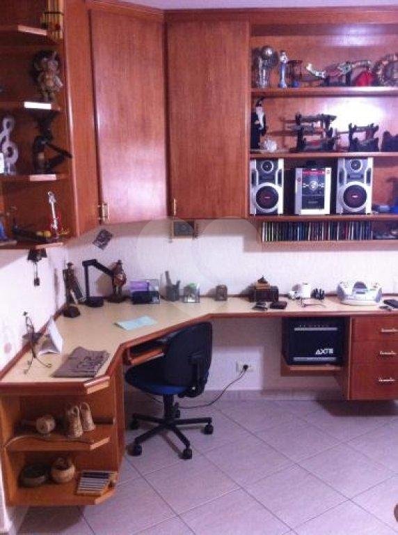 Sobrado à venda com 6 quartos, 380m² - Foto 36