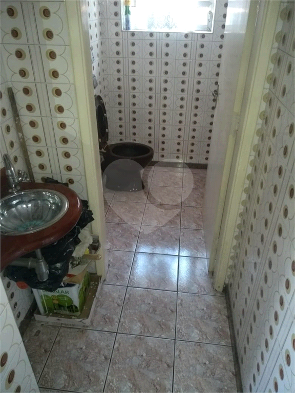 Sobrado à venda com 2 quartos, 200m² - Foto 30