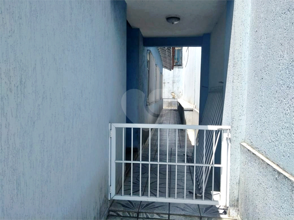 Sobrado à venda com 2 quartos, 200m² - Foto 36