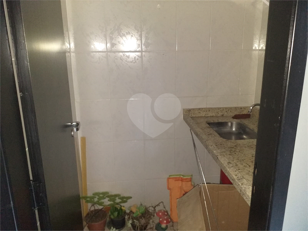 Prédio comercial a venda no Ipiranga próx metrô - 1050m2 de área útil - 8 vagas de garagem