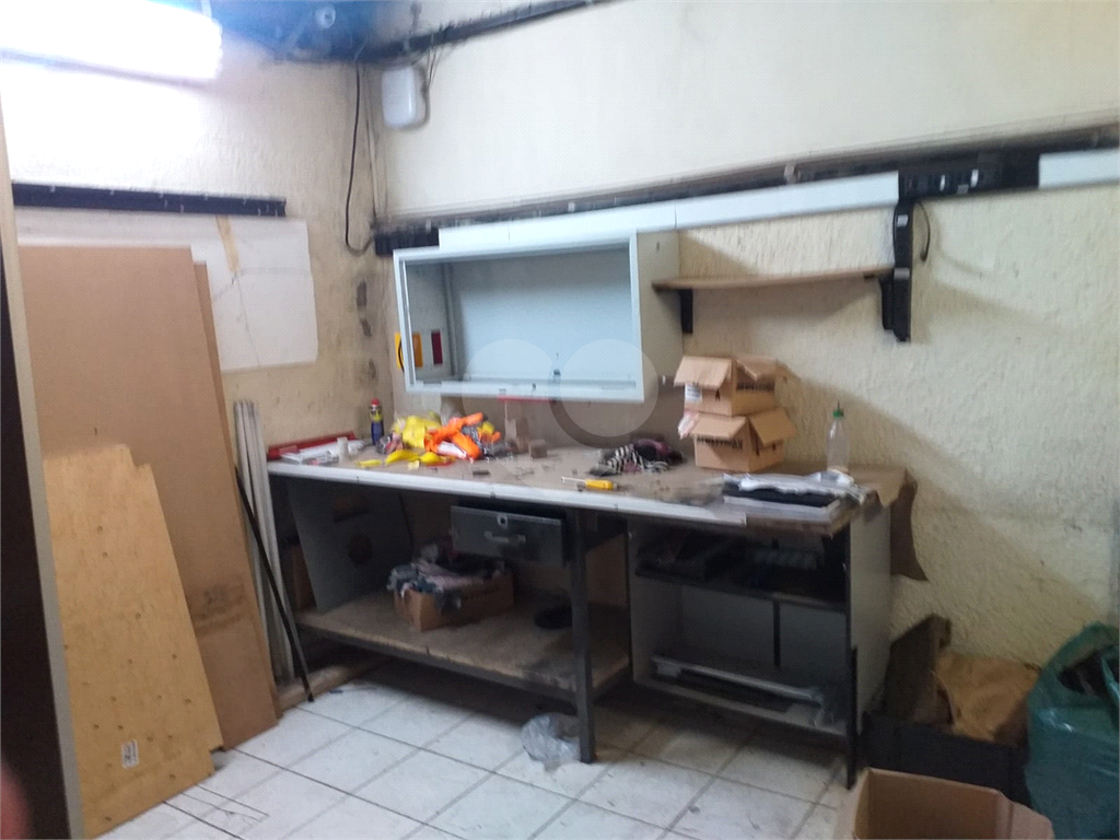Prédio comercial a venda no Ipiranga próx metrô - 1050m2 de área útil - 8 vagas de garagem