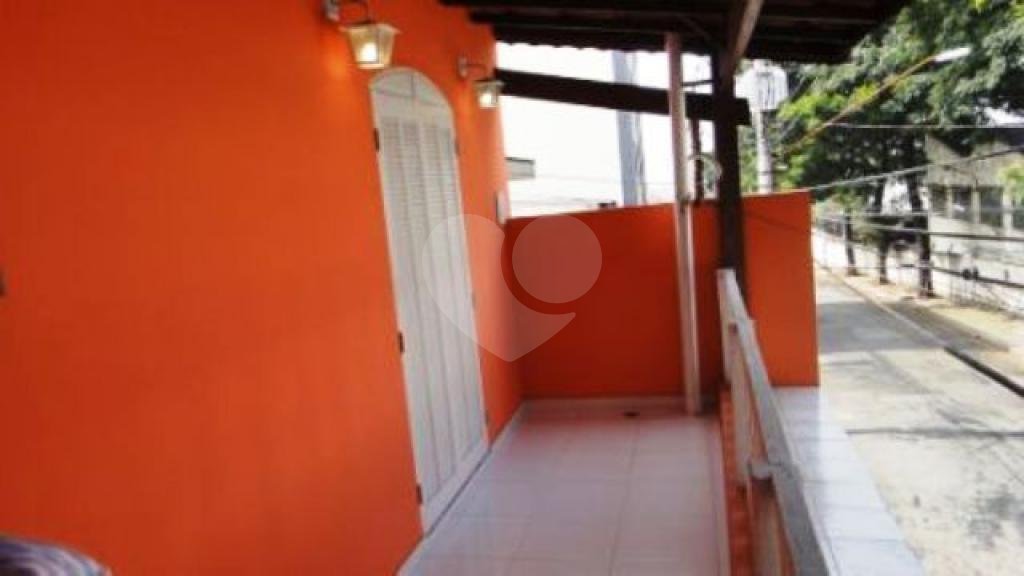 SOBRADO em VILA DAS PALMEIRAS