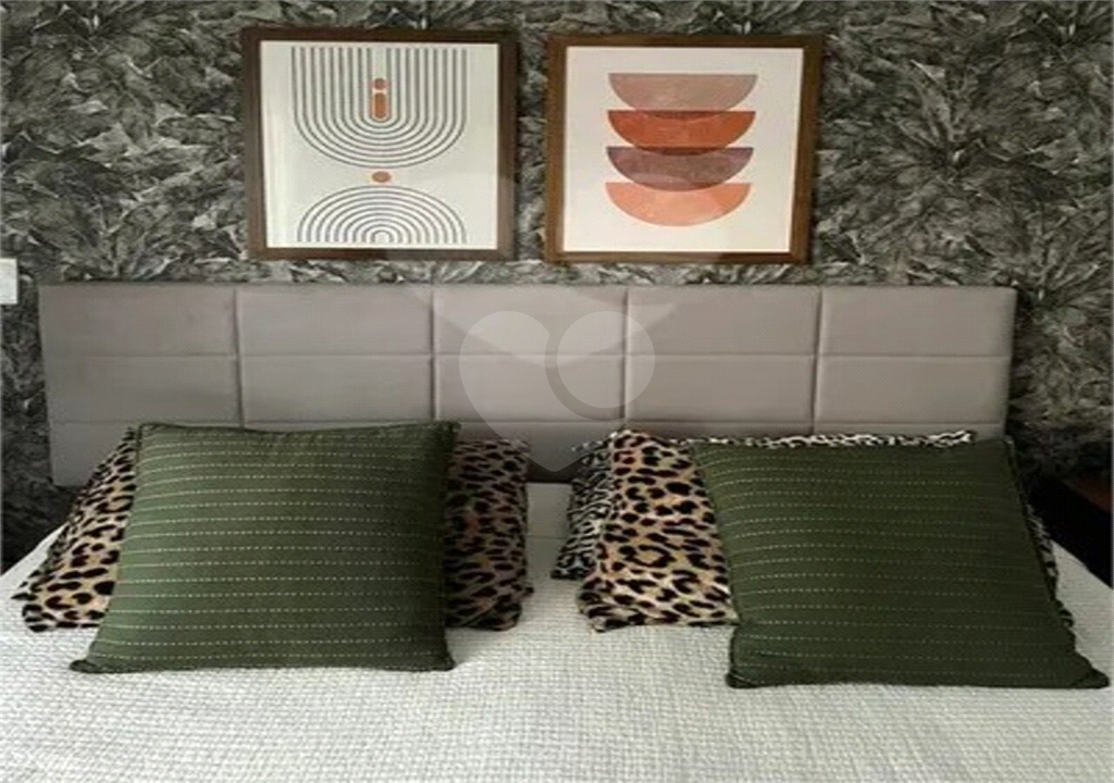 SOBRADO MOBILIADO DE 199,0 M² COM 02 SUITES, 04 VAGAS E PISCINA PARA VENDA NO JARDIM VIRGINIA BIANCA