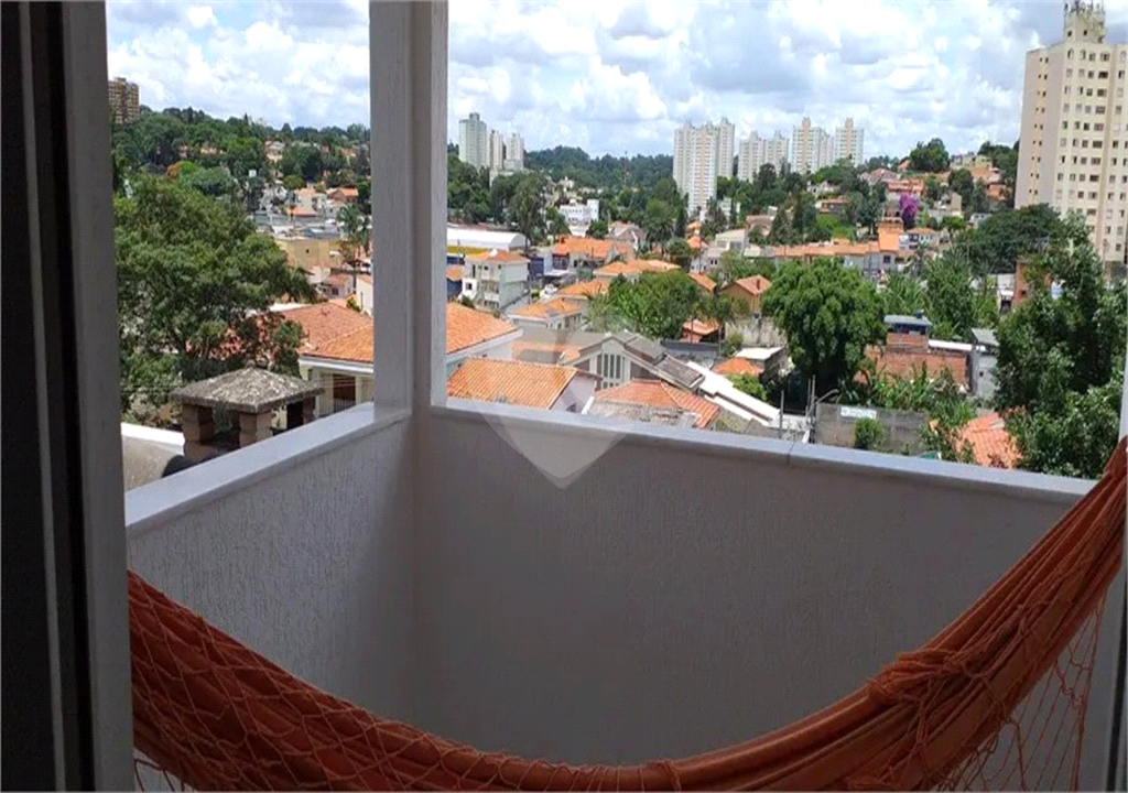 SOBRADO MOBILIADO DE 199,0 M² COM 02 SUITES, 04 VAGAS E PISCINA PARA VENDA NO JARDIM VIRGINIA BIANCA