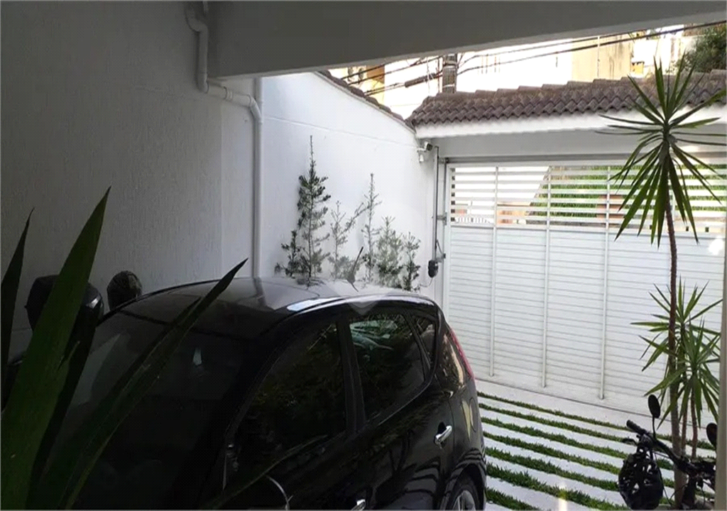 SOBRADO MOBILIADO DE 199,0 M² COM 02 SUITES, 04 VAGAS E PISCINA PARA VENDA NO JARDIM VIRGINIA BIANCA