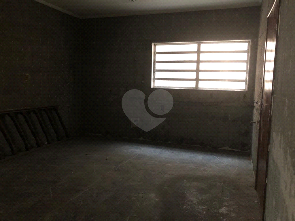 Sobrado à venda com 3 quartos, 212m² - Foto 25