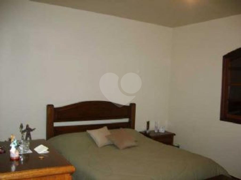 Casa linda a venda na Vila Nova Mazzei - 3 quartos (1 suíte), churrasqueira e 4 vagas de garagem