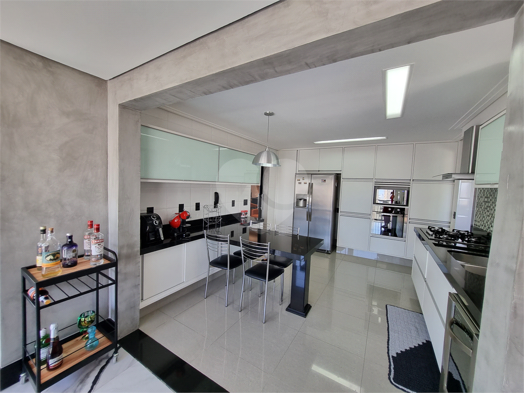 Apartamento de alto padrão  para venda na Santa Teresinha 