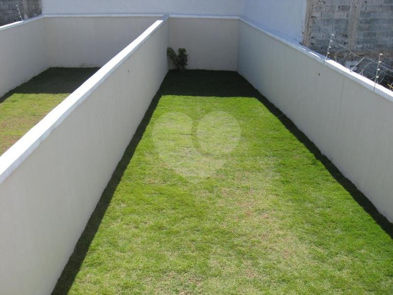 SOBRADO em VILA ROSÁLIA