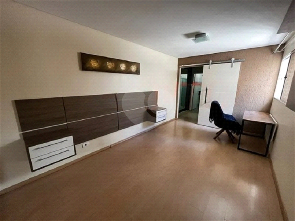 Casa à venda com 3 quartos, 190m² - Foto 9