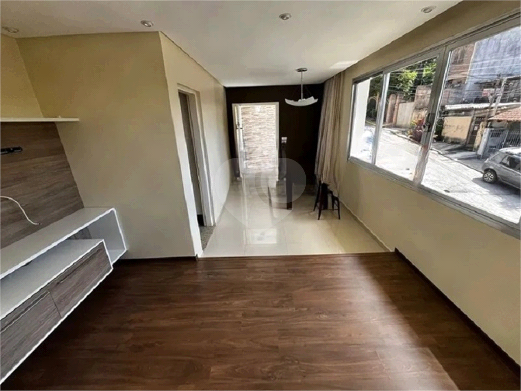 Casa à venda com 3 quartos, 190m² - Foto 15