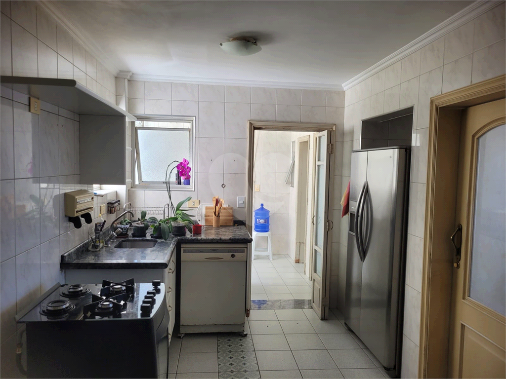 APARTAMENTO em SANTANA