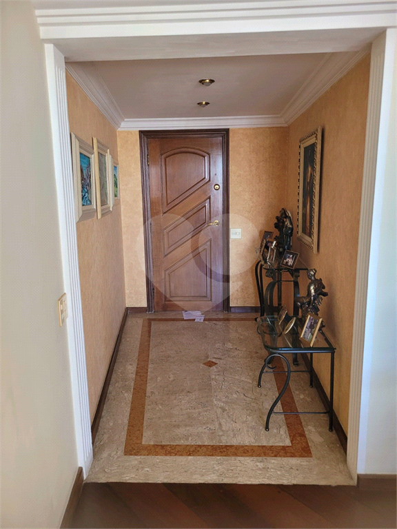 APARTAMENTO em SANTANA
