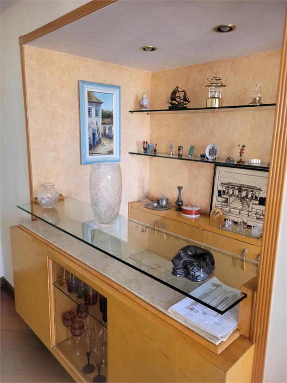 APARTAMENTO em SANTANA