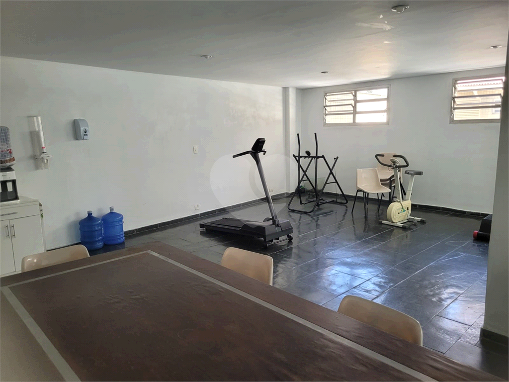APARTAMENTO em SANTANA