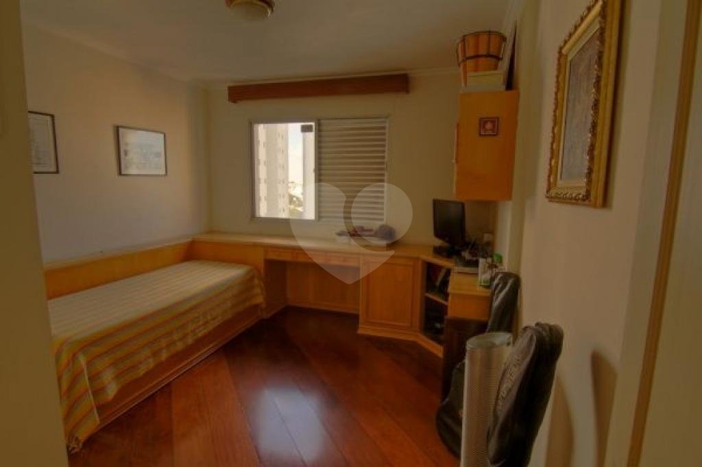 APARTAMENTO em SANTANA