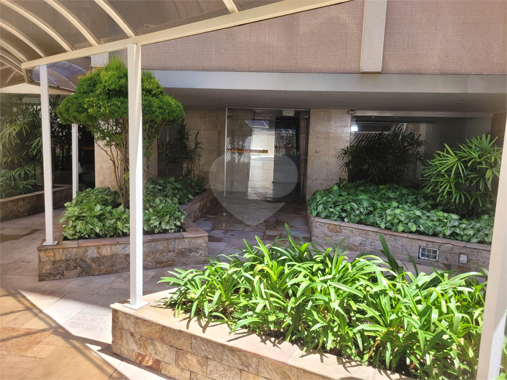 APARTAMENTO em SANTANA