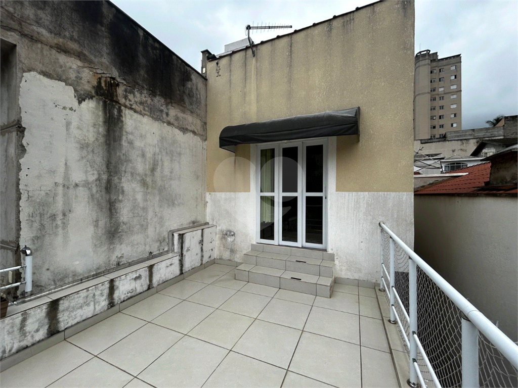 SOBRADO COM 220M2 DE ÁREA CONSTRUÍDA A VENDA NO JD. S. PAULO - 4 DORMS (3 SUÍTES) E 2 VAGAS