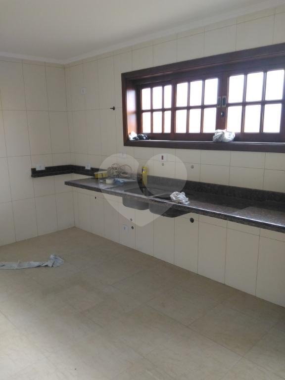 Sobrado à venda com 3 quartos, 250m² - Foto 21