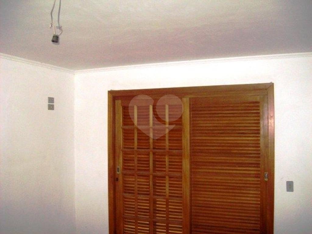 Sobrado à venda com 3 quartos, 250m² - Foto 13