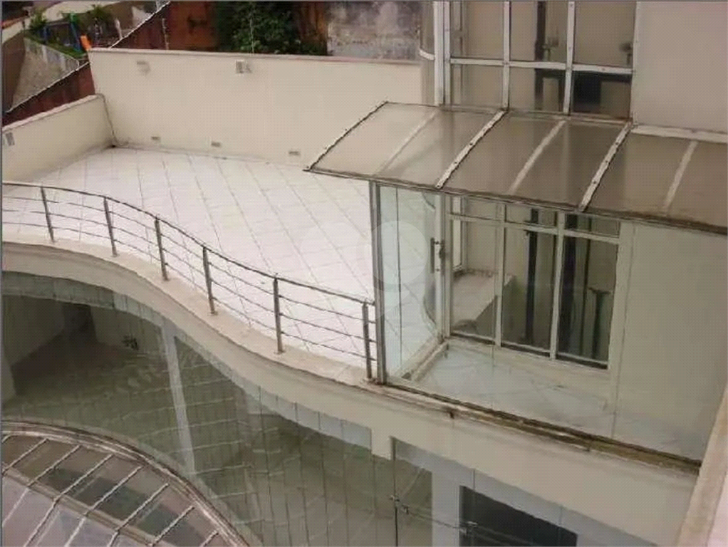 Belíssimo prédio comercial à venda no Jd São Bento