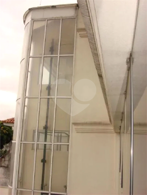 Belíssimo prédio comercial à venda no Jd São Bento