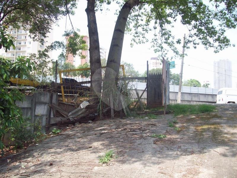 TERRENO COM 736M2 A VENDA NA PARADA INGLESA - PRÓXIMO AO METRÔ