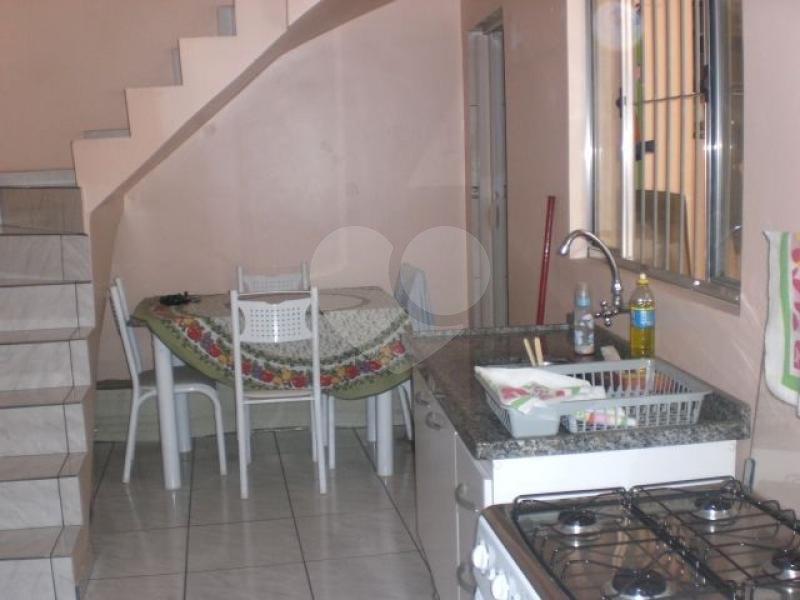 Sobrado à venda com 3 quartos, 220m² - Foto 5