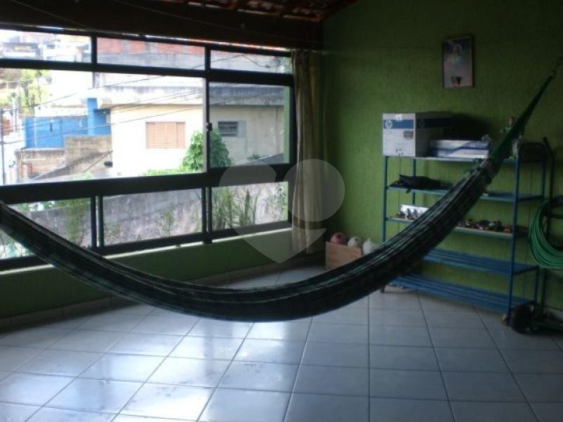 Sobrado à venda com 3 quartos, 220m² - Foto 11