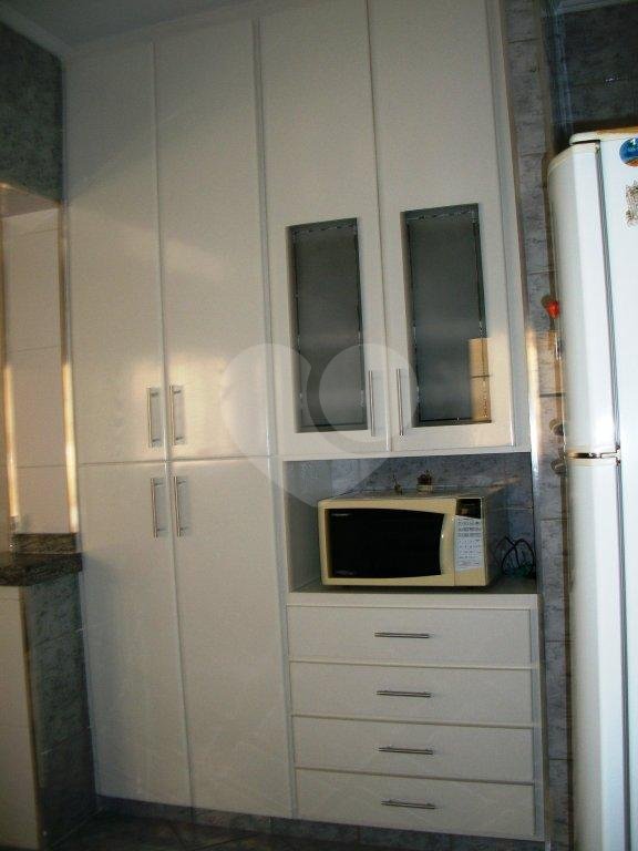 Casa à venda com 2 quartos, 150m² - Foto 8