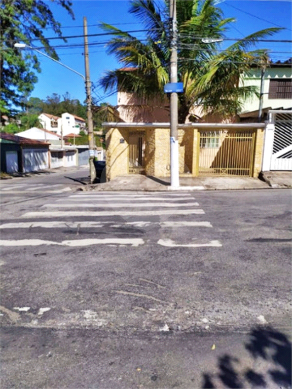 Sobrado à venda com 3 quartos, 220m² - Foto 14