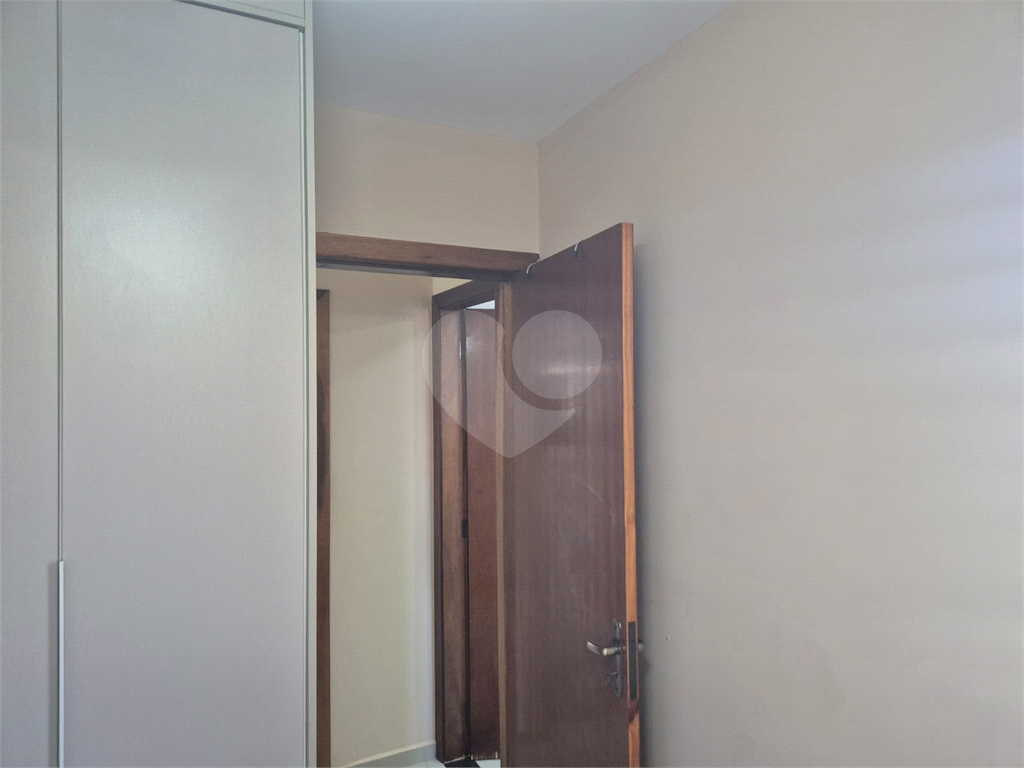 Sobrado lindo em Condominio Fechado