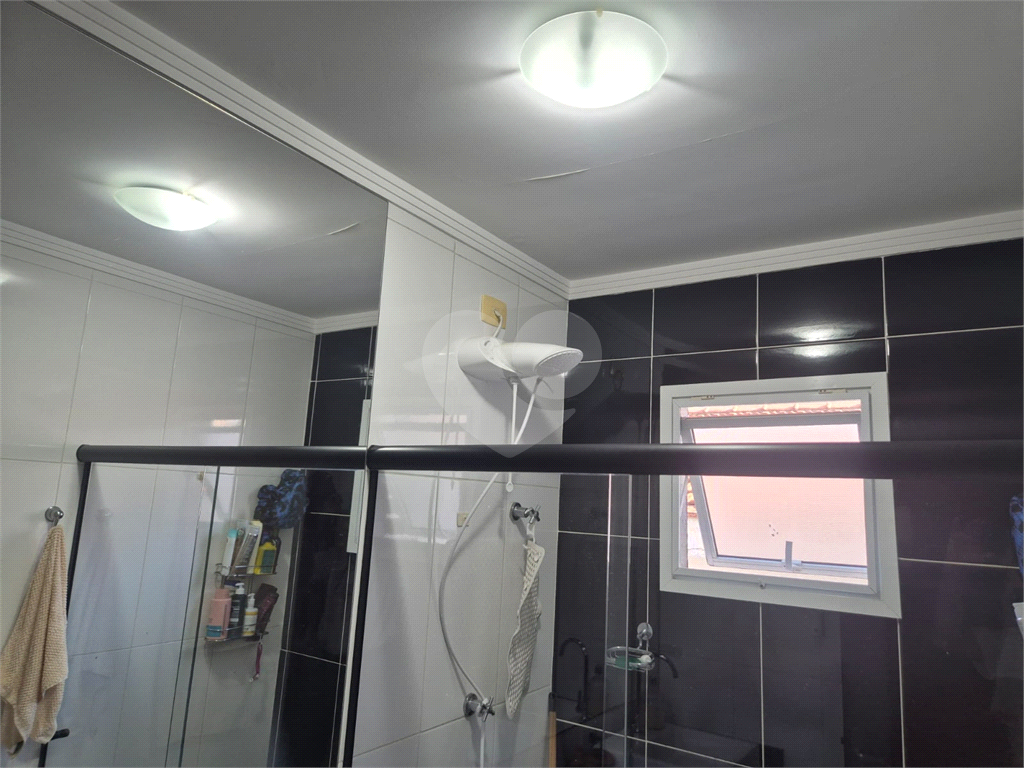 Sobrado lindo em Condominio Fechado