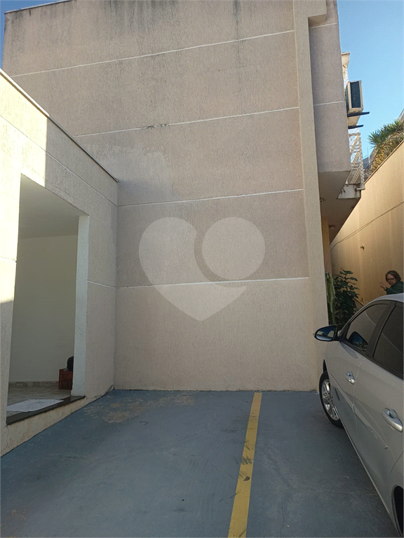 Sobrado lindo em Condominio Fechado