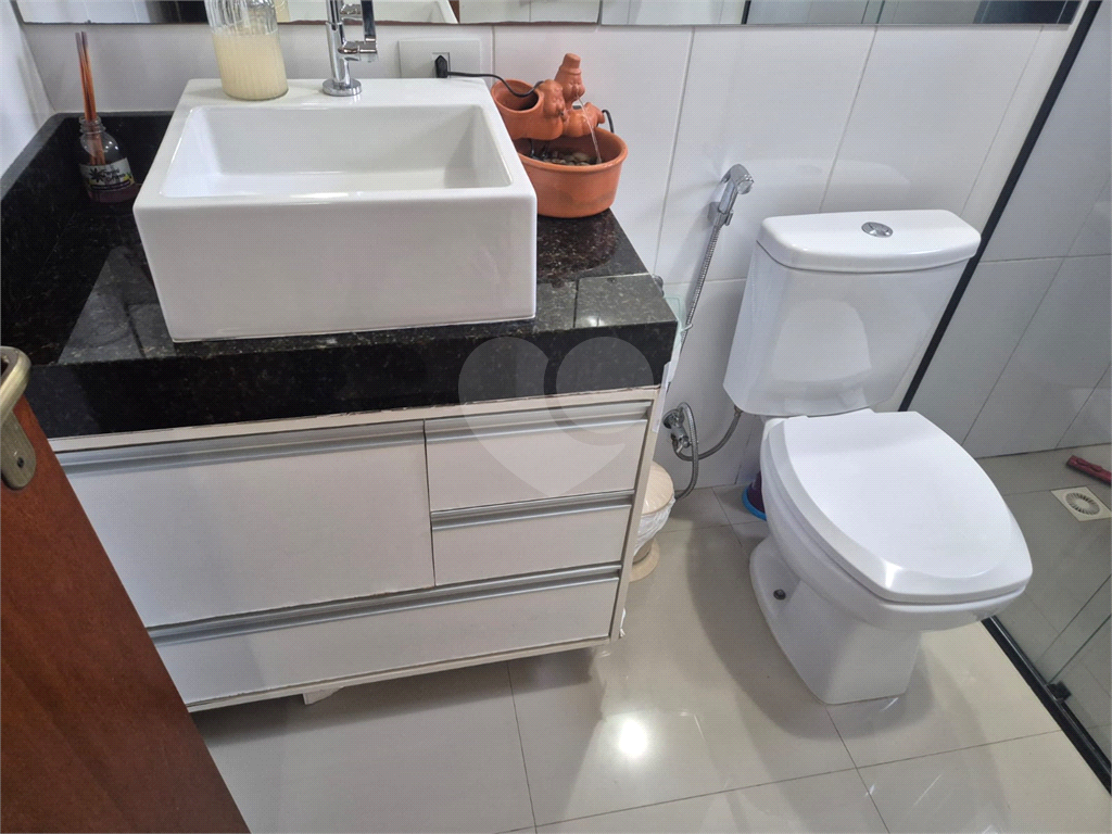 Sobrado lindo em Condominio Fechado