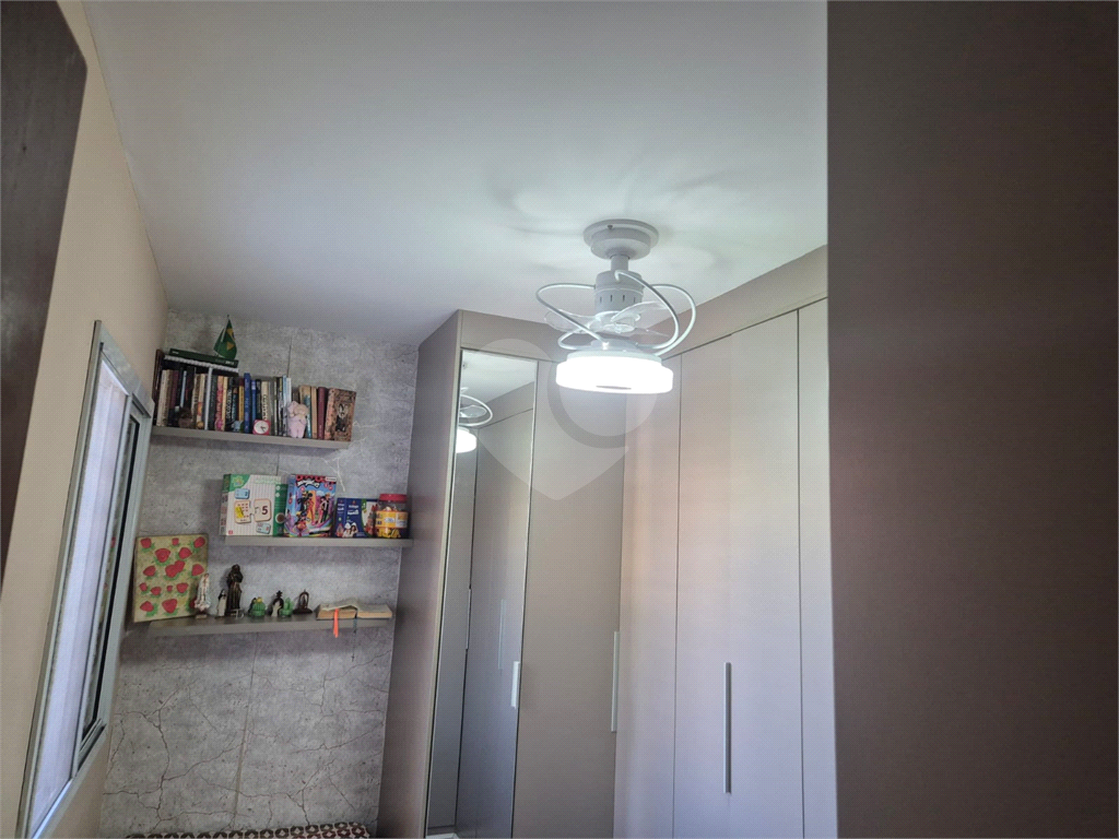 Sobrado lindo em Condominio Fechado