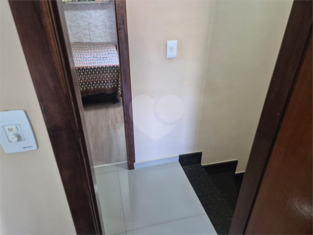 Sobrado lindo em Condominio Fechado