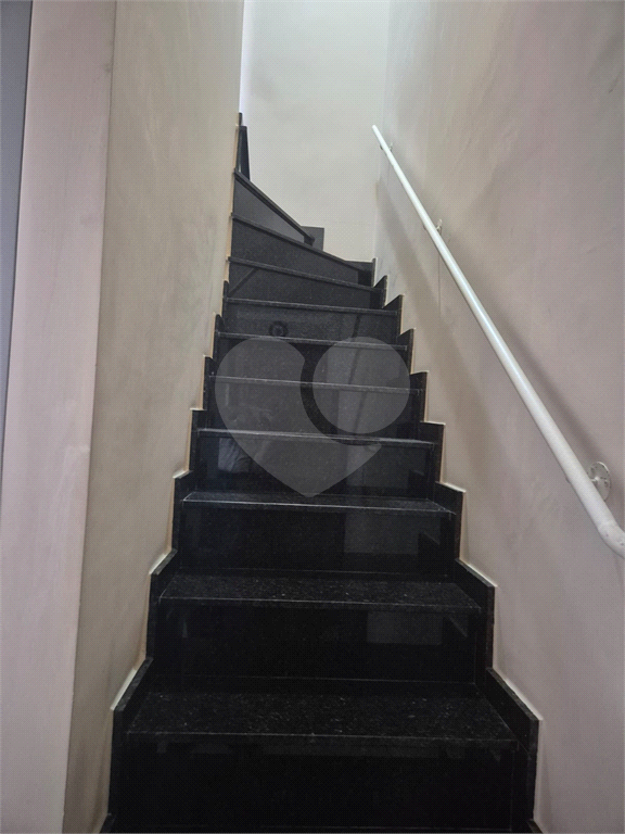 Sobrado lindo em Condominio Fechado