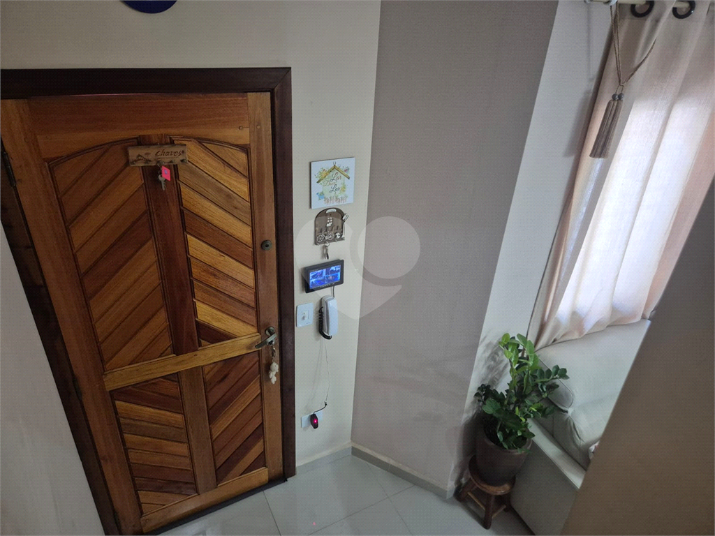 Sobrado lindo em Condominio Fechado