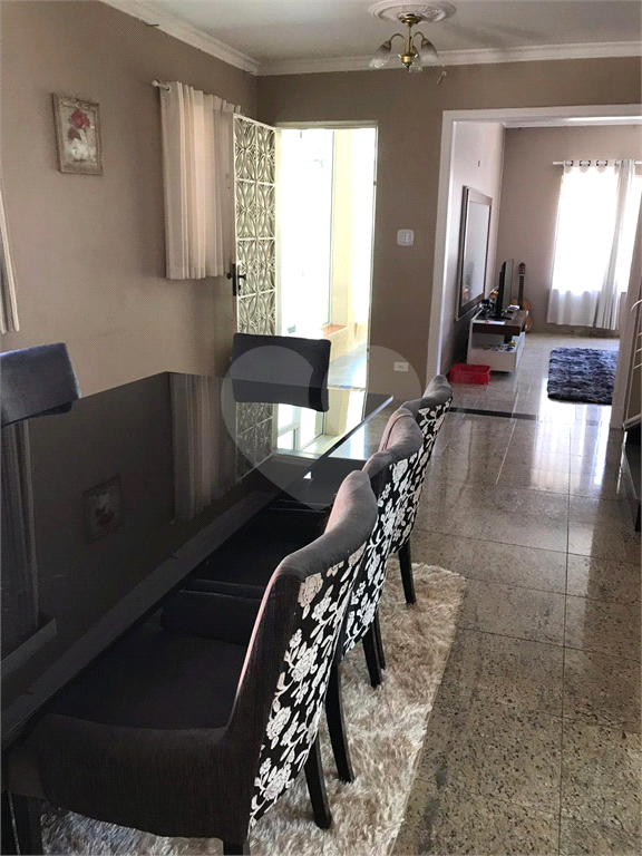 Sobrado à venda com 4 quartos, 300m² - Foto 21