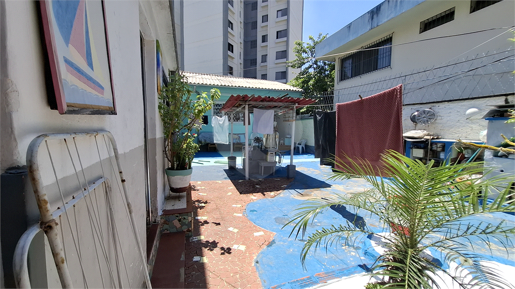 Terreno à venda com 3 quartos, 213m² - Foto 8