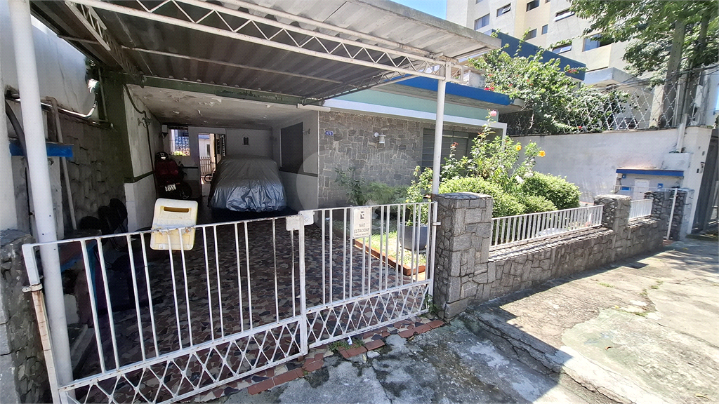 Terreno à venda com 3 quartos, 213m² - Foto 24