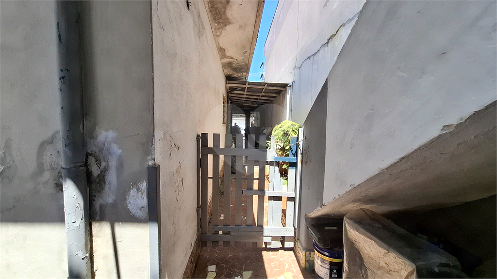 Terreno à venda com 3 quartos, 213m² - Foto 12