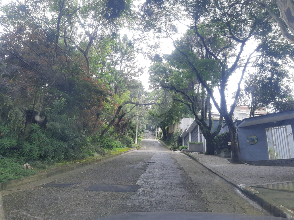 Terreno no pé da Serra da Cantareira em condominio