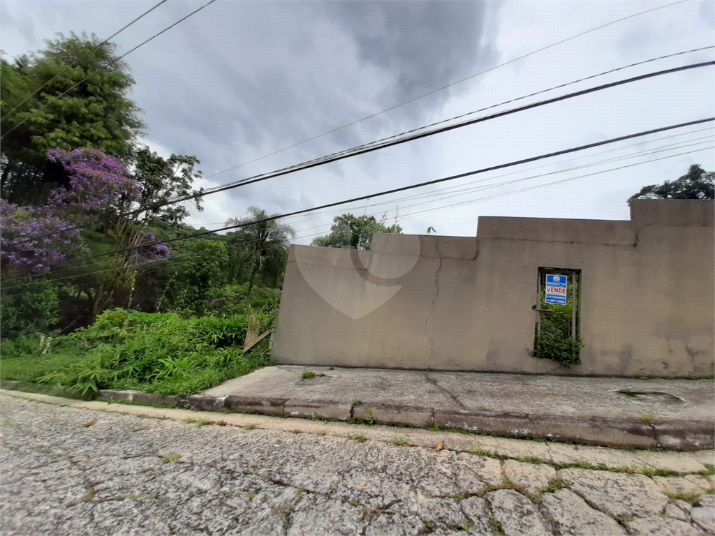 Terreno no pé da Serra da Cantareira em condominio